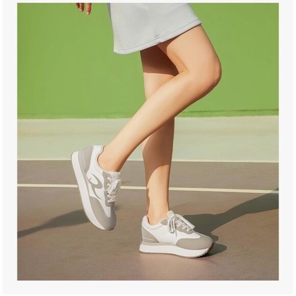 NWT Women's Platform Athletic Sneakers Non Slip Walking Shoes Comfort Size 9 - Picture 11 of 16